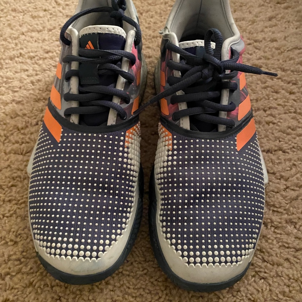 Adidas tennis shoes